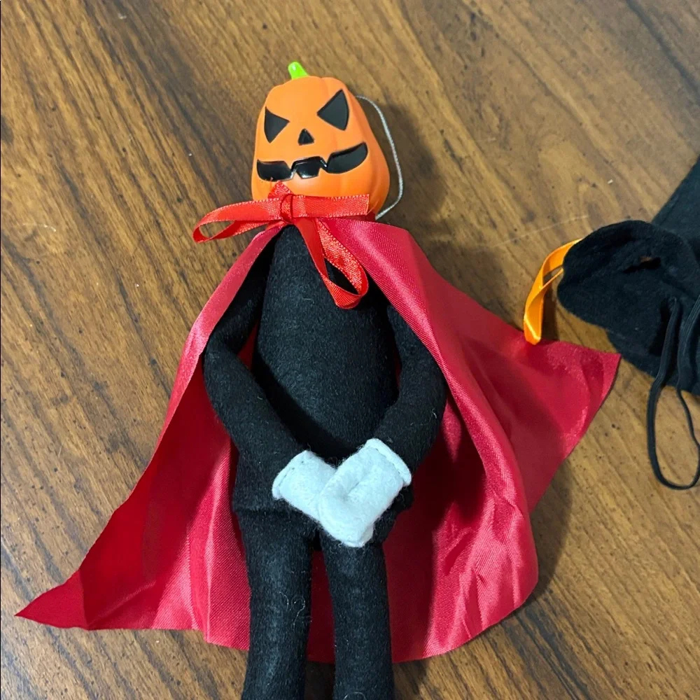 Pumpkin Shelf Doll - Witch hat - Picture 4 of 10